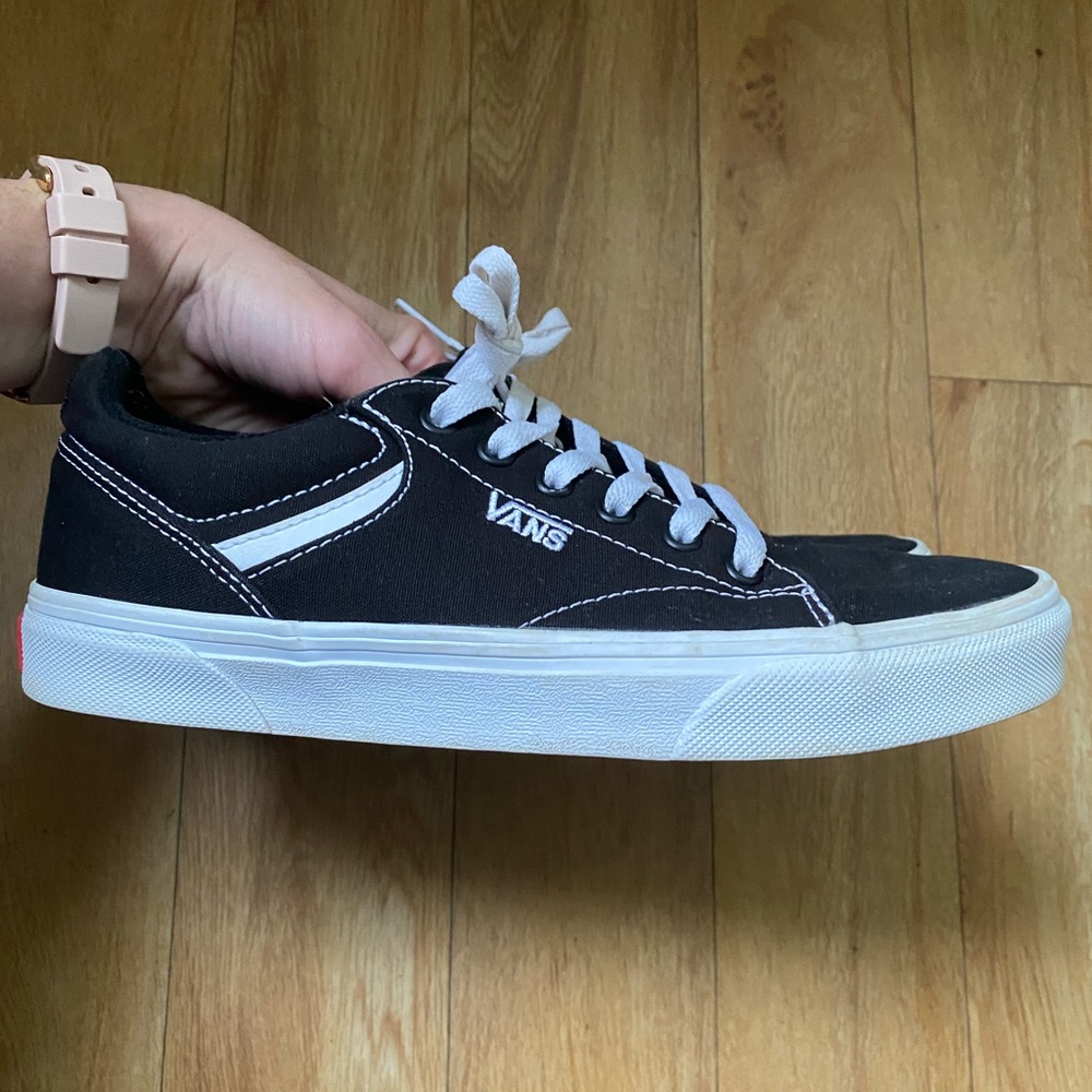 Vans Seldan Women's Shoes Black Size 8.5